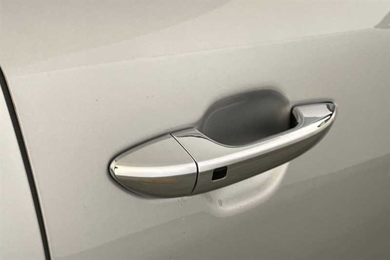 Used Hyundai i10 2023 for sale - 76096126: Photo 38