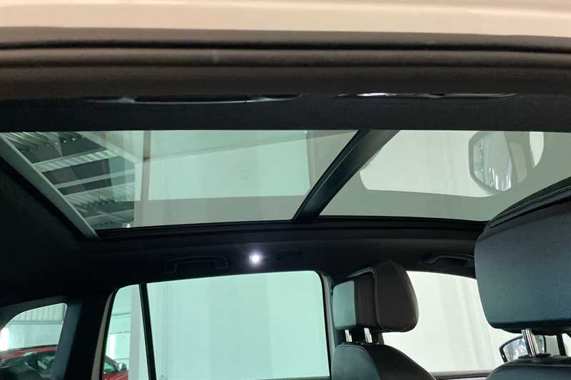 Used Volkswagen Tiguan for sale - 76999904: Photo 3