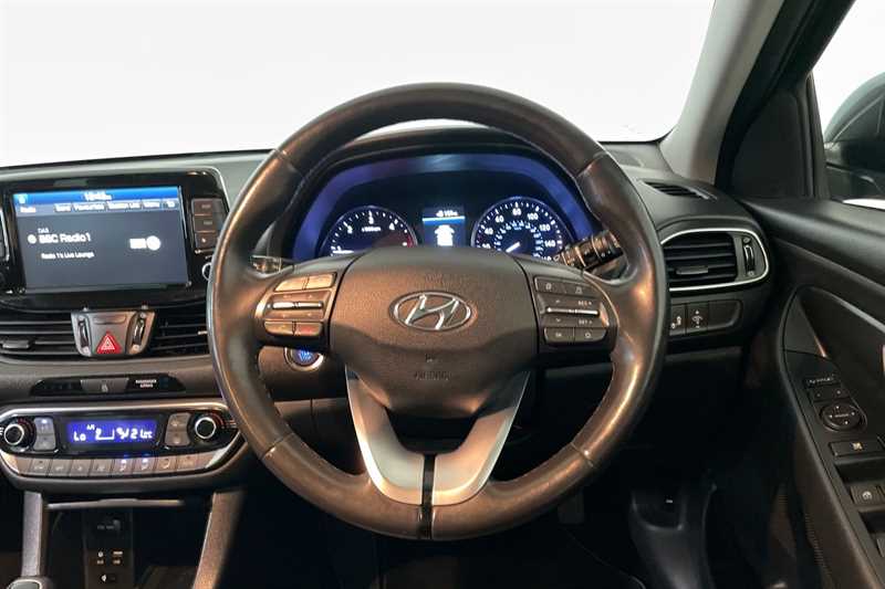 Used Hyundai i30 2018 for sale - 76311739: Photo 14