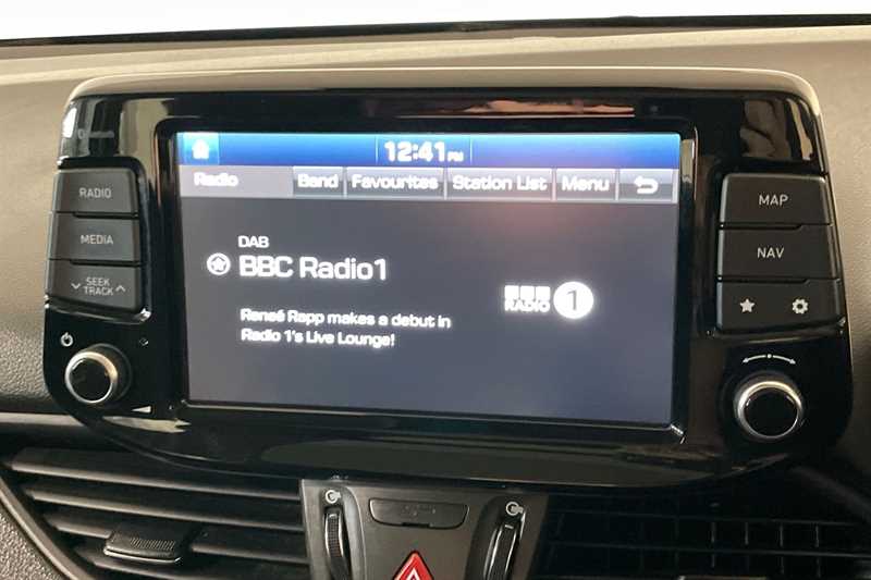 Used Hyundai i30 2018 for sale - 76311739: Photo 19