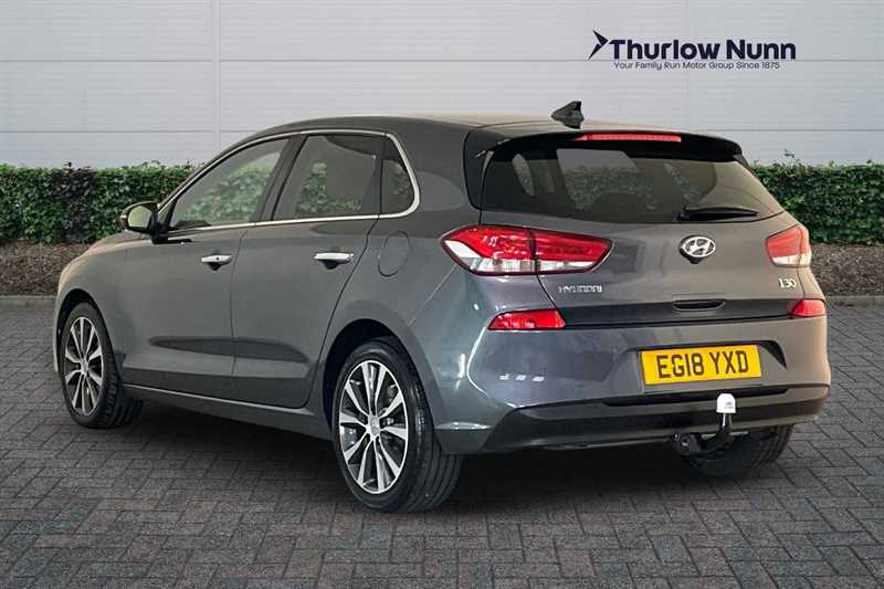 Used Hyundai i30 2018 for sale - 76311739: Photo 8
