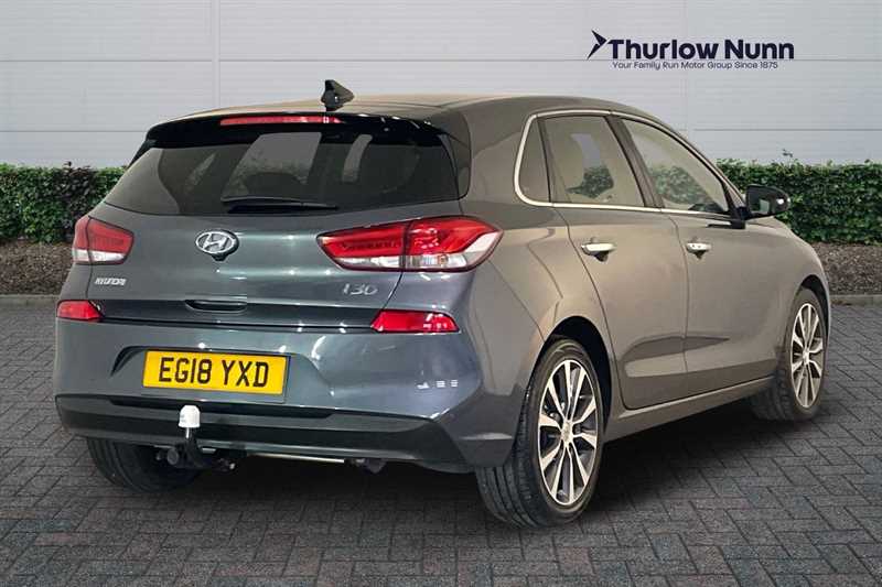 Used Hyundai i30 2018 for sale - 76311739: Photo 9