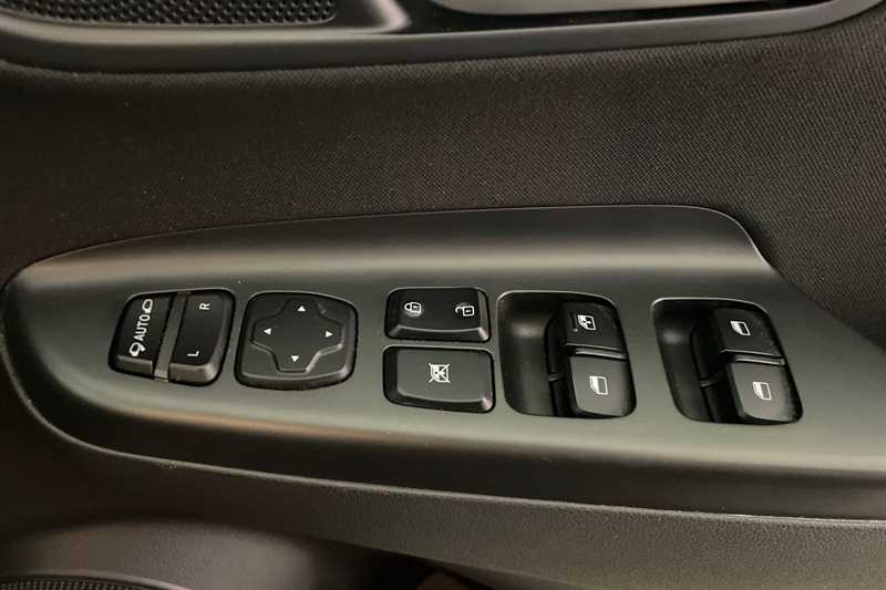 Used Hyundai KONA 2021 for sale - 77960214: Photo 16