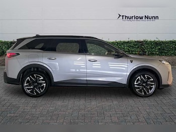 Used Peugeot 5008 2024 for sale - 76241842: Photo