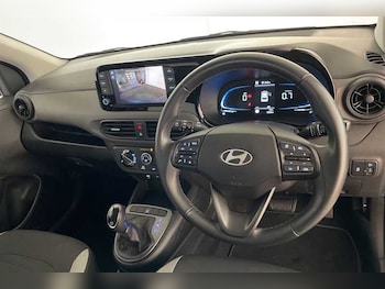 Used Hyundai i10 2024 for sale - 78799314: Photo