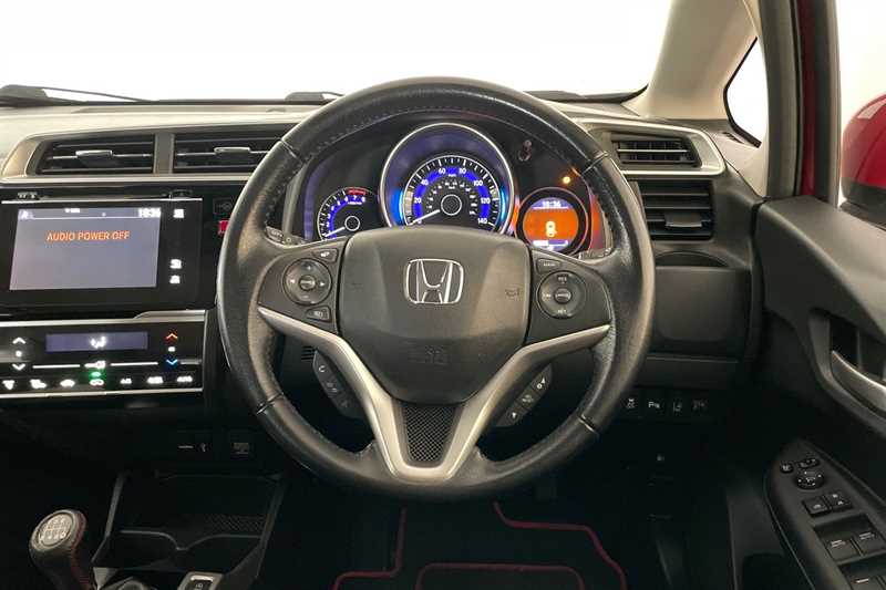 Used Honda Jazz 2017 for sale - 76501700: Photo 12