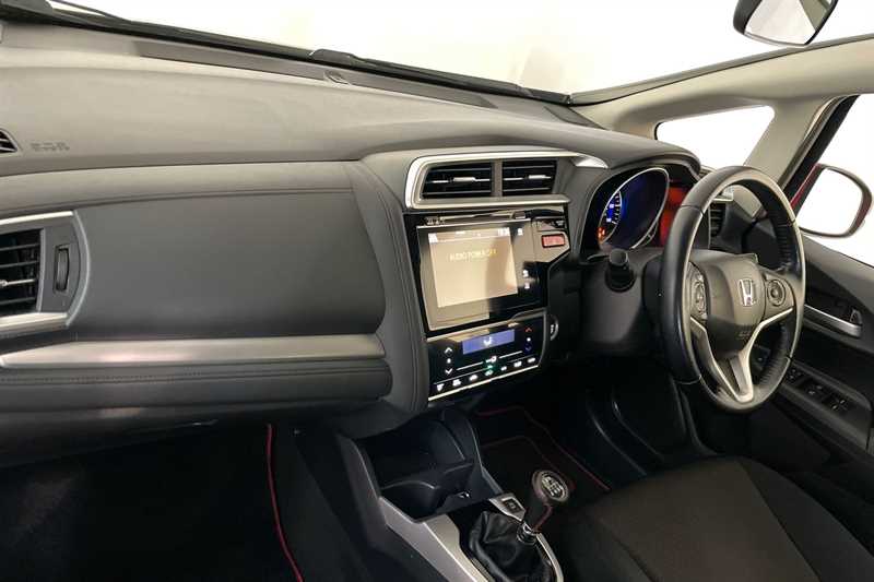 Used Honda Jazz 2017 for sale - 76501700: Photo 14