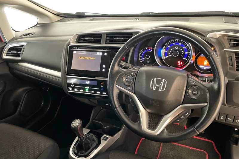 Used Honda Jazz 2017 for sale - 76501700: Photo 2