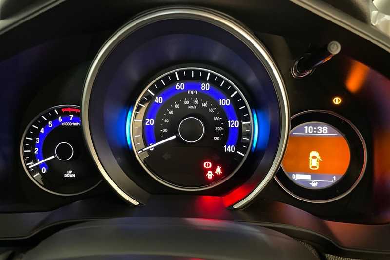 Used Honda Jazz 2017 for sale - 76501700: Photo 20