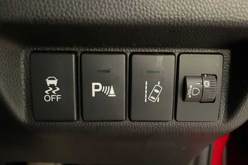 Used Honda Jazz 2017 for sale - 76501700: Photo 29