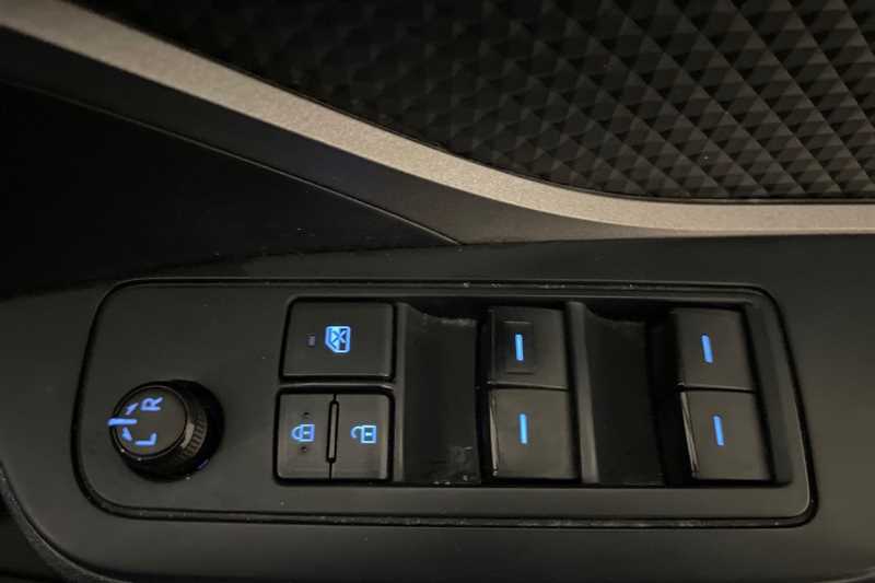 Used Toyota C-HR 2020 for sale - 77146237: Photo 19