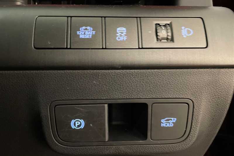 Used Hyundai KONA 2025 for sale - 77146854: Photo 28