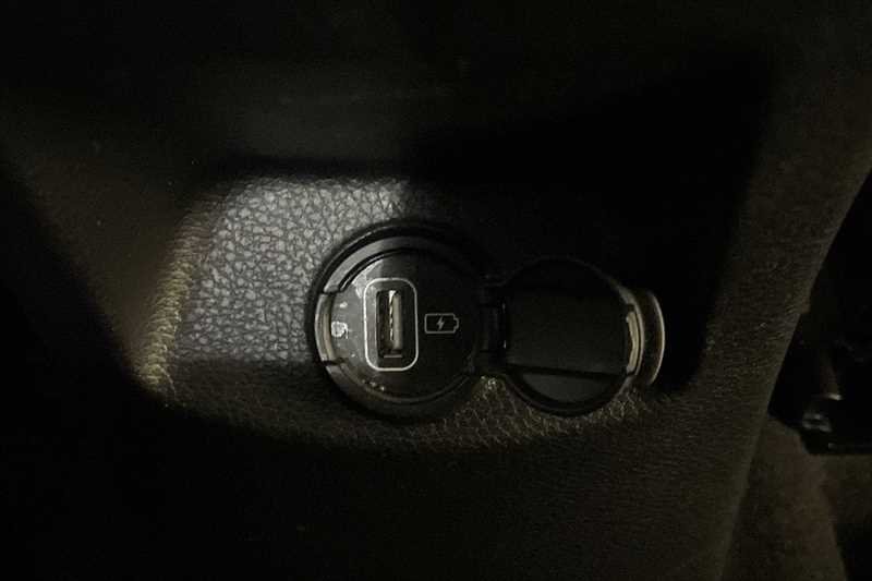 Used Kia Stonic 2020 for sale - 77428393: Photo 34