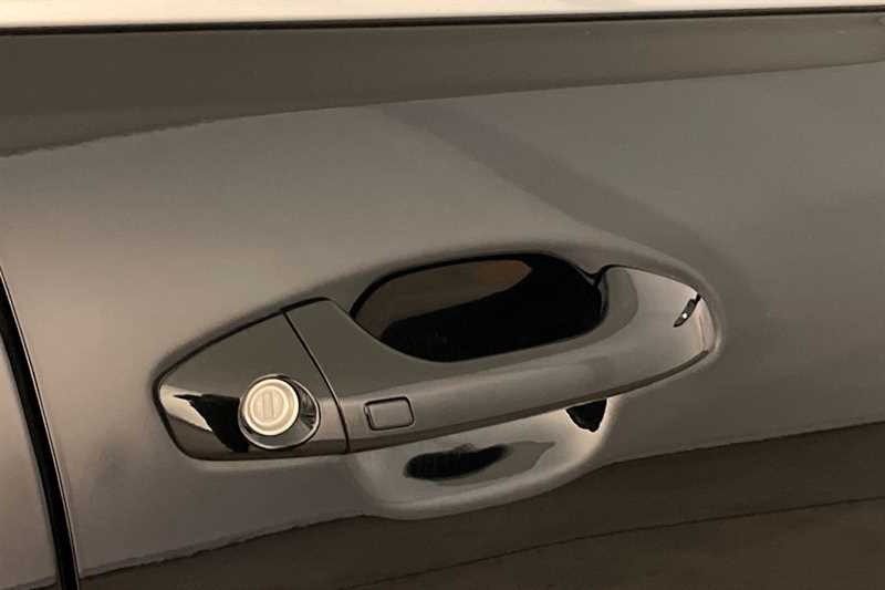 Used Kia Stonic 2020 for sale - 77428393: Photo 39