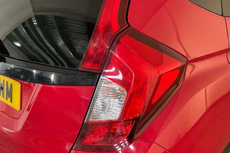 Used Honda Jazz 2018 for sale - 77648405: Photo 36