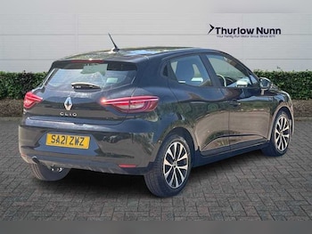 Used Renault Clio 2021 for sale - 79414569: Photo