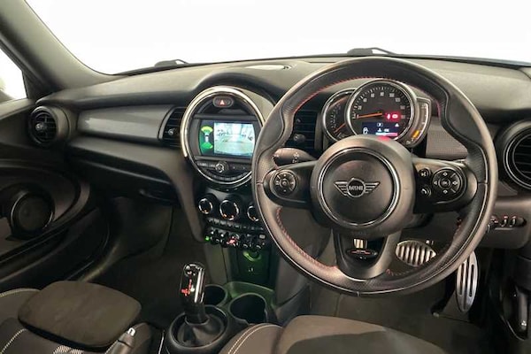 Used MINI Hatch 2019 for sale - 76297735: Photo 14