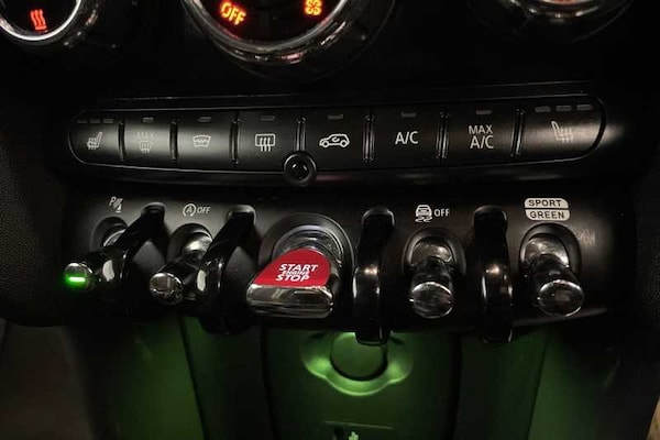 Used MINI Hatch 2019 for sale - 76297735: Photo 28