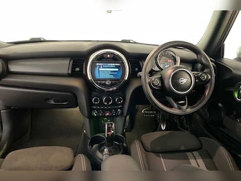 Used MINI Hatch 2019 for sale - 76297735: Photo 2