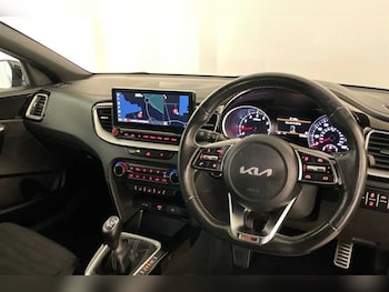 Used Kia Ceed 2022 for sale - 77333346: Photo