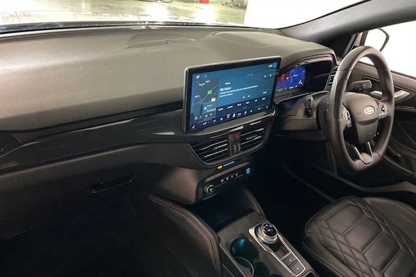 Used Ford Focus 2022 for sale - 76229616: Photo 13