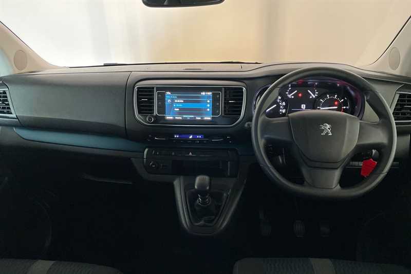 Used Peugeot Traveller 2020 for sale - 76593836: Photo 11