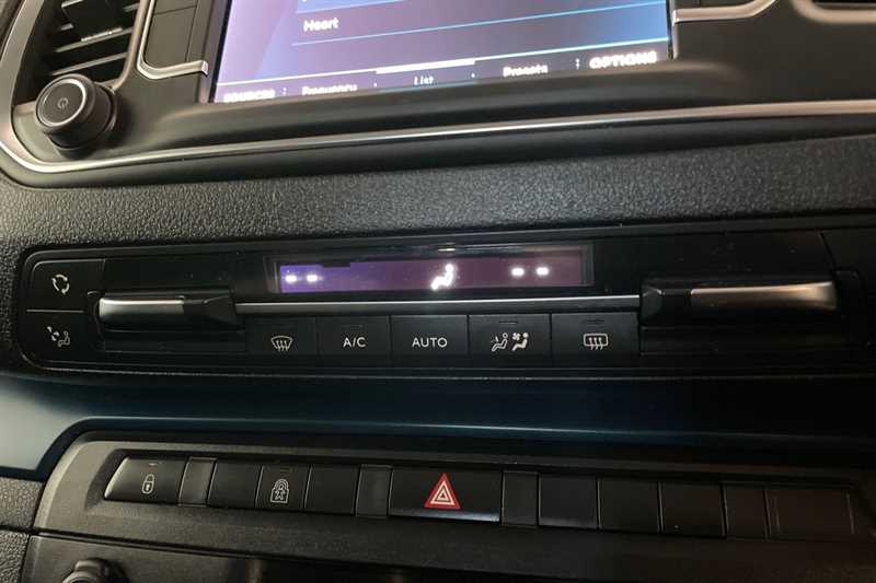 Used Peugeot Traveller 2020 for sale - 76593836: Photo 18