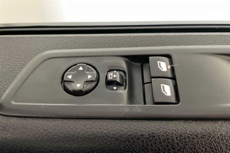 Used Peugeot Traveller 2020 for sale - 76593836: Photo 19