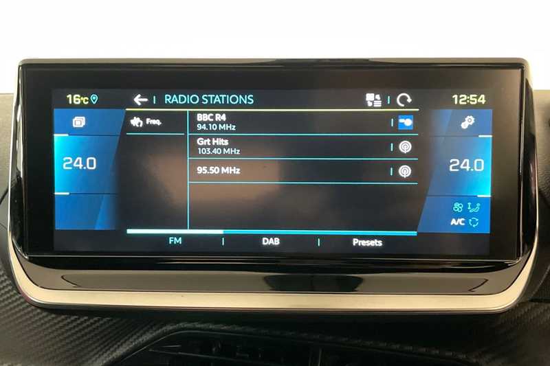 Used Peugeot 2008 2022 for sale - 76475220: Photo 17