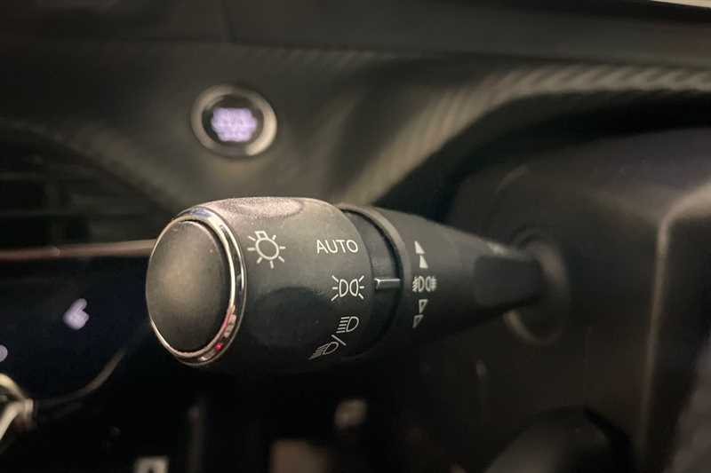 Used Peugeot 2008 2022 for sale - 76475220: Photo 25