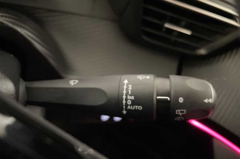 Used Peugeot 2008 2022 for sale - 76475220: Photo 26