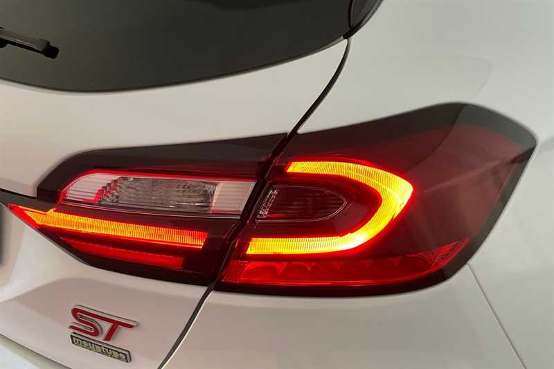 Used Ford Fiesta 2023 for sale - 76610090: Photo 37