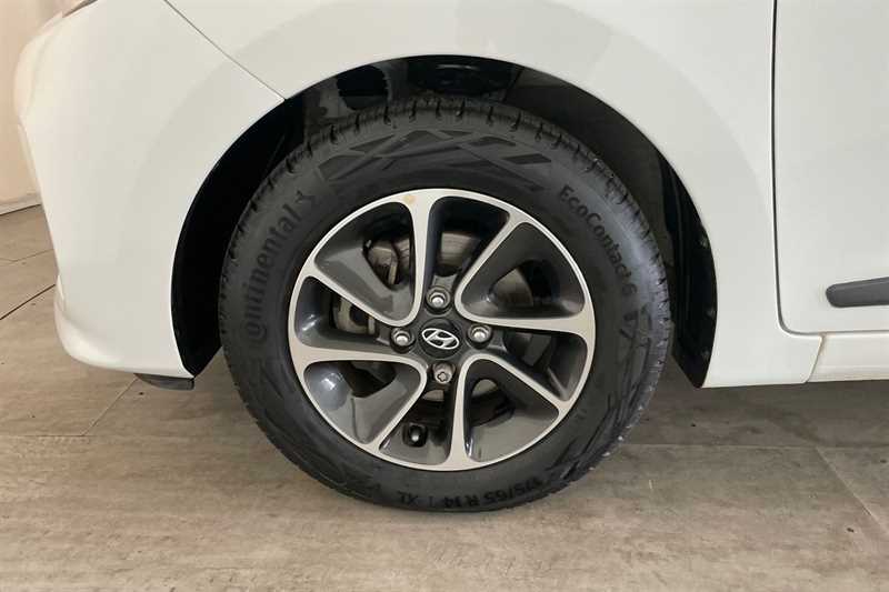 Used Hyundai i10 2018 for sale - 76760836: Photo 13