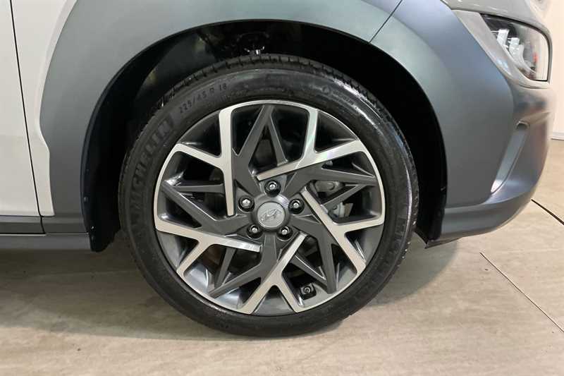 Used Hyundai KONA 2023 for sale - 76400881: Photo 9