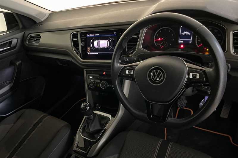 Used Volkswagen T-Roc 2021 for sale - 77513300: Photo 14