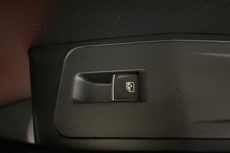 Used Volkswagen T-Roc 2021 for sale - 77513300: Photo 35