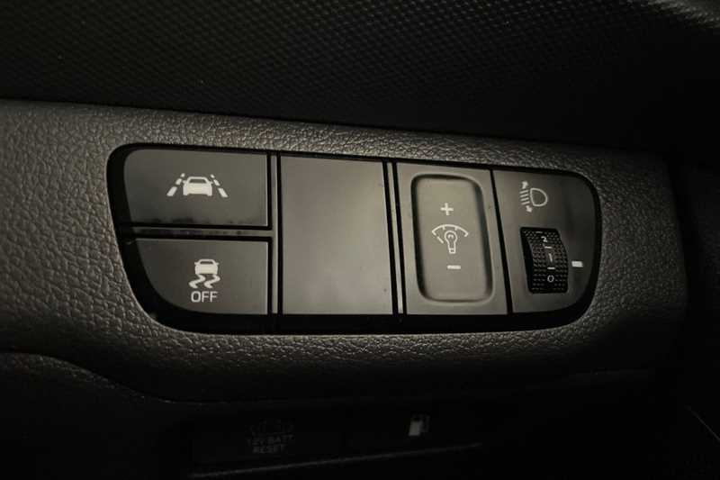 Used Hyundai IONIQ 2022 for sale - 77146100: Photo 27