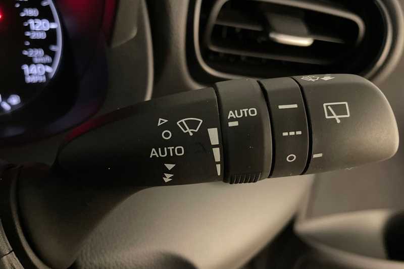 Used Toyota Yaris 2022 for sale - 77471496: Photo 26