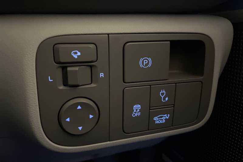 Used Hyundai IONIQ 6 2023 for sale - 76636121: Photo 28