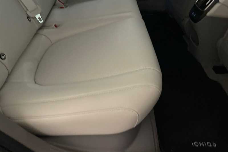 Used Hyundai IONIQ 6 2023 for sale - 76636121: Photo 35