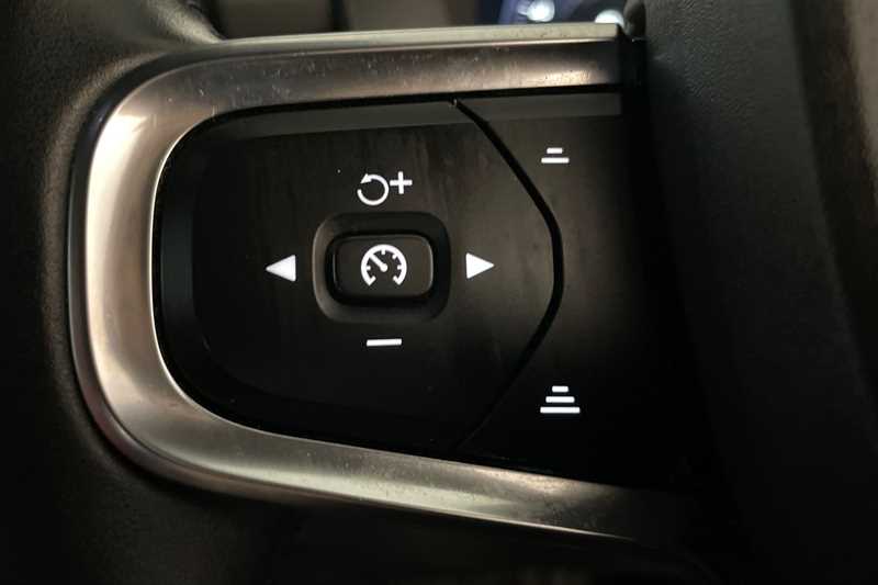 Used Volvo XC40 2020 for sale - 76447242: Photo 21