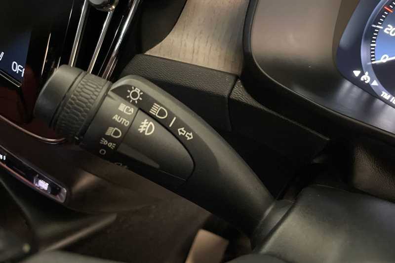 Used Volvo XC40 2020 for sale - 76447242: Photo 25