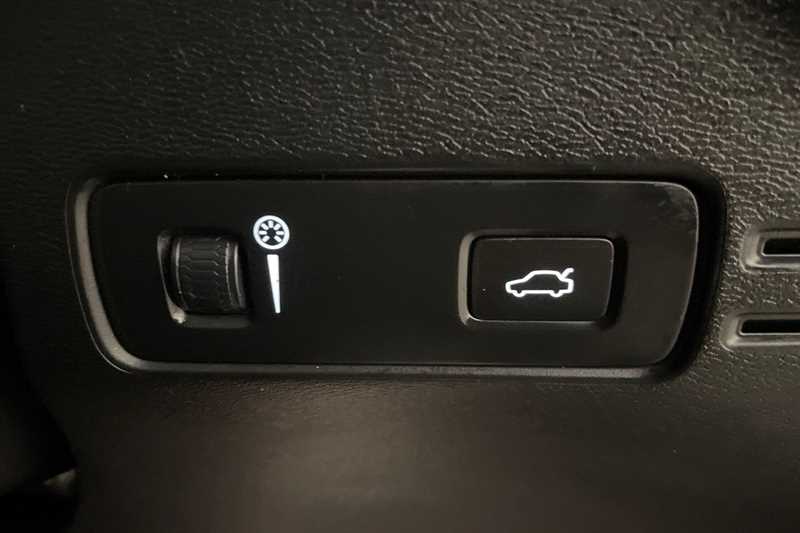 Used Volvo XC40 2020 for sale - 76447242: Photo 27