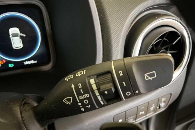 Used Hyundai KONA 2023 for sale - 77771342: Photo 26