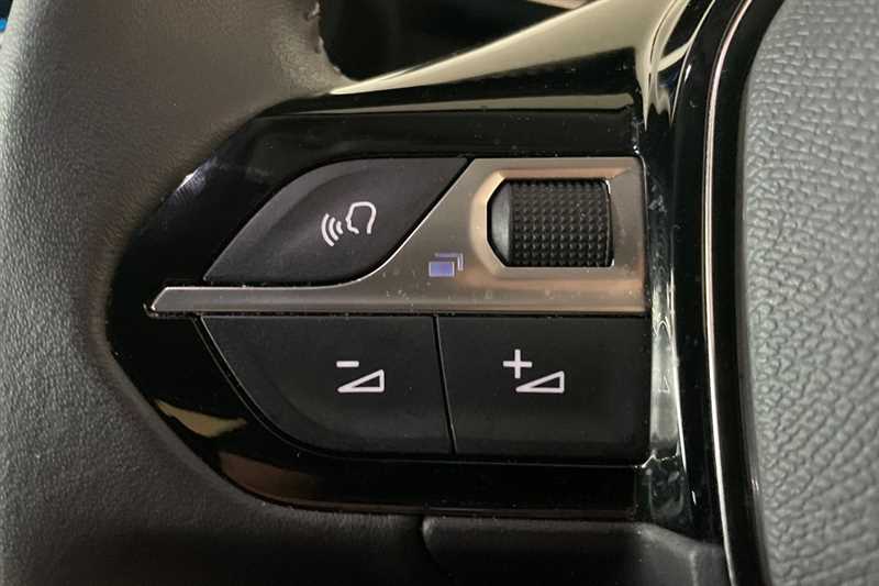 Used Peugeot 2008 2022 for sale - 76044688: Photo 22