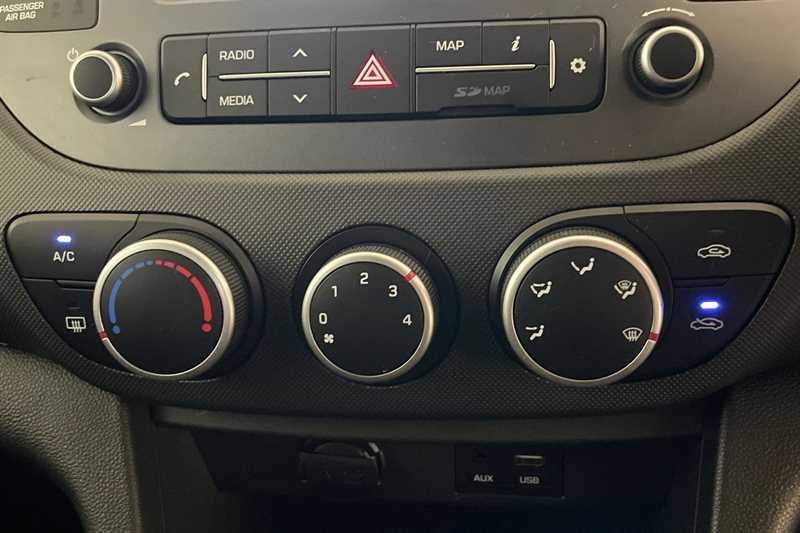 Used Hyundai i10 2018 for sale - 77146426: Photo 18