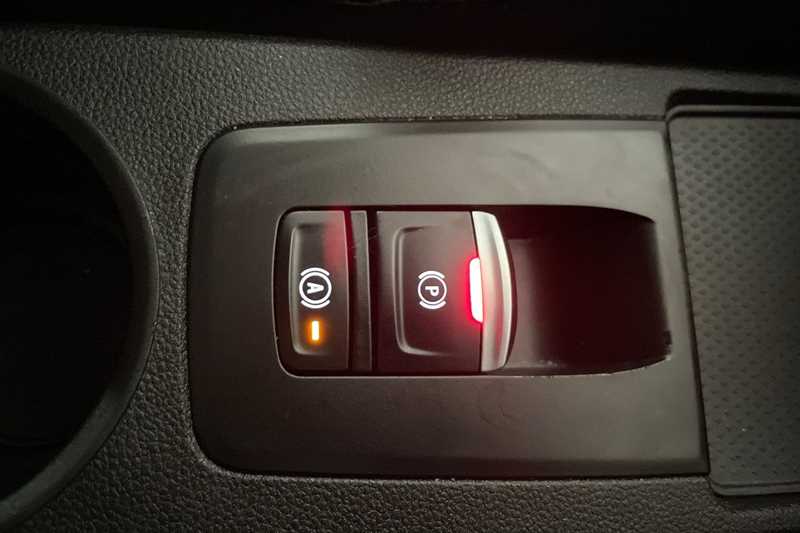 Used Renault Zoe 2022 for sale - 76575330: Photo 32