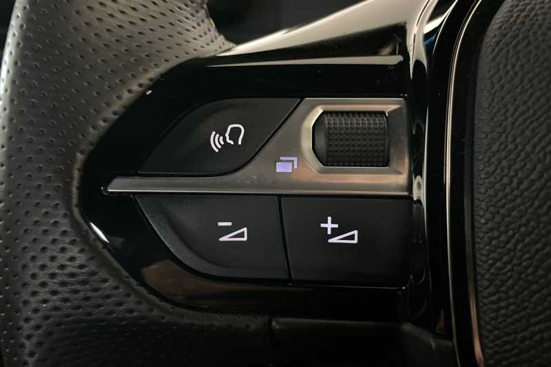 Used Peugeot E-208 2023 for sale - 76169138: Photo 21