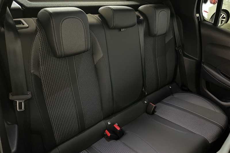 Used Peugeot E-208 2023 for sale - 76169138: Photo 23