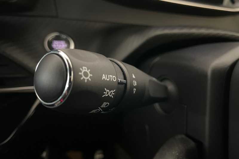 Used Peugeot E-208 2023 for sale - 76169138: Photo 25
